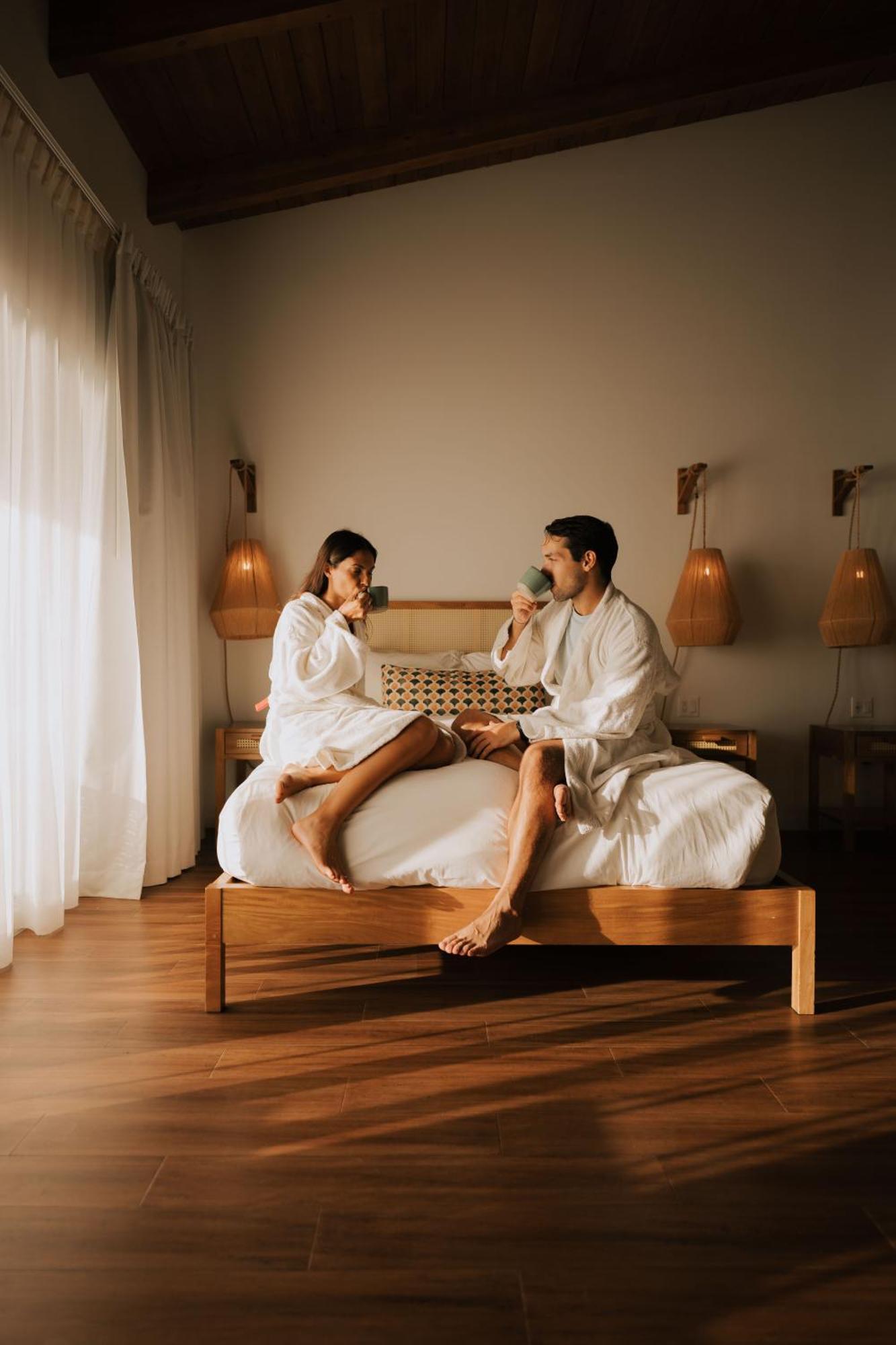 The Beach House Boutique Hotel West End Buitenkant foto
